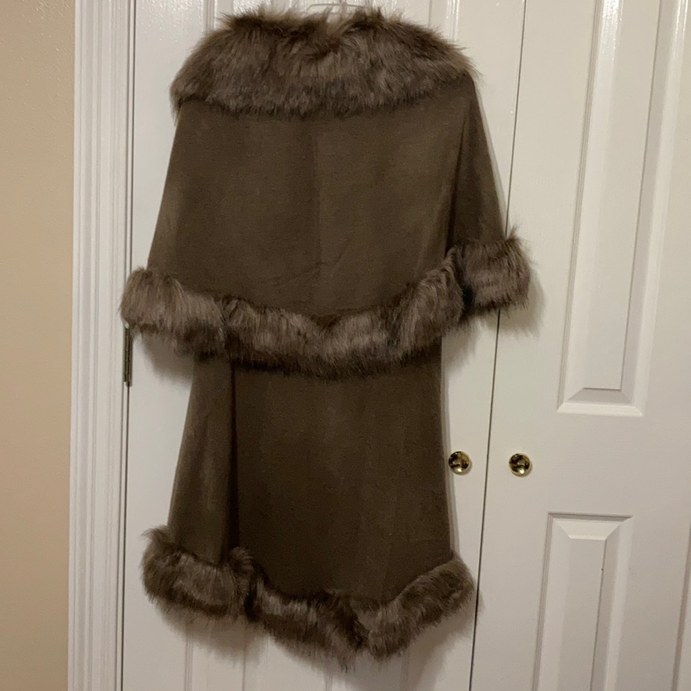 Jacket - Picture 2 of 4